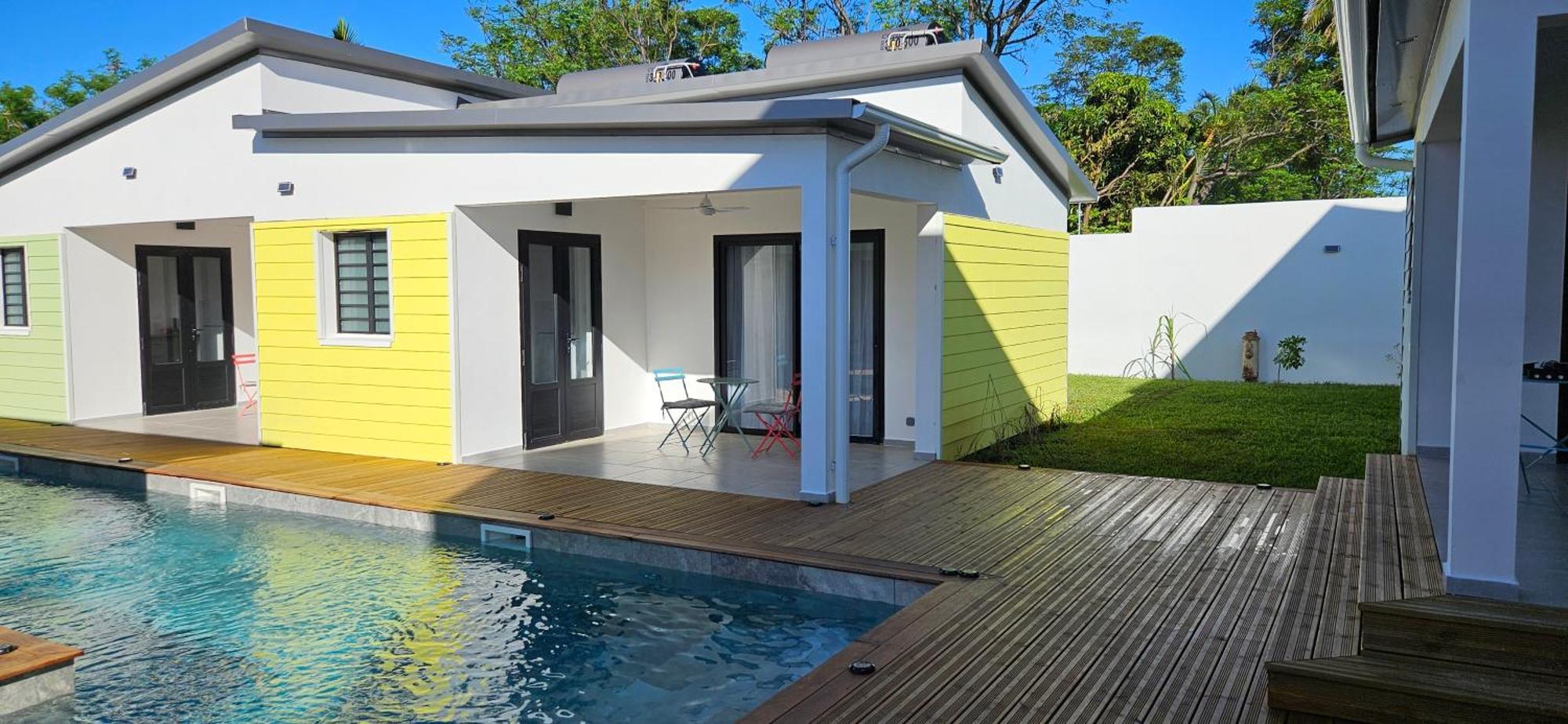 Paradise City Break Saint Pierre Exterior photo